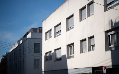 Aquest bloc de l'Eixample ha estat més de 100 dies sense llum | Roger Benet